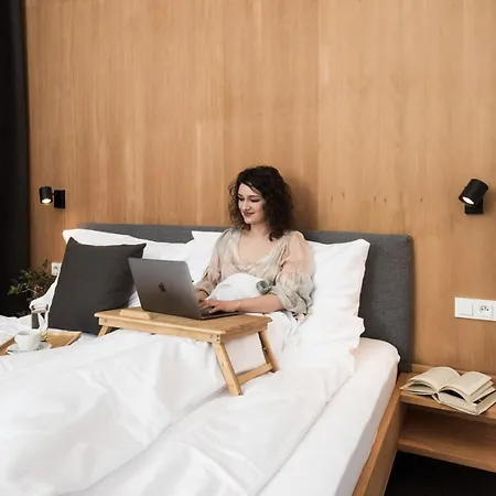 Drosera S Wellnessom, Rackova Dolina V Zapadnych Tatrach Przybylina