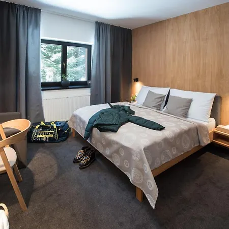 Drosera S Wellnessom, Rackova Dolina V Zapadnych Tatrach 普利比利那